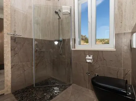 Pernilla Laegenheterna Rosmarin,lavendel Apartman Sutivan